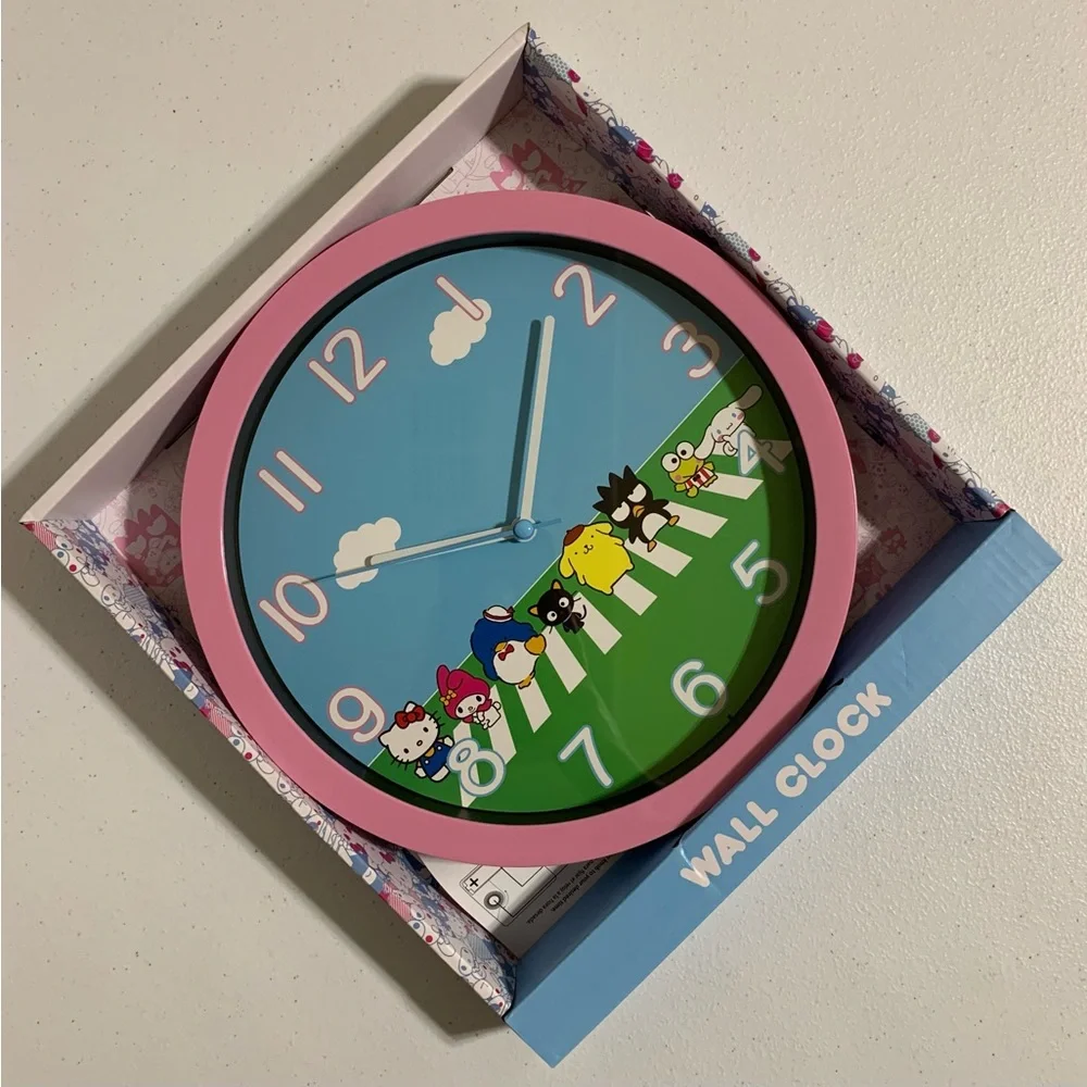 Hello Kitty and Friends by Sanrio Analog Wall Clock-New in Box